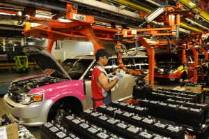 Ford and Chrysler post higher Canadian sales than a year ago for April