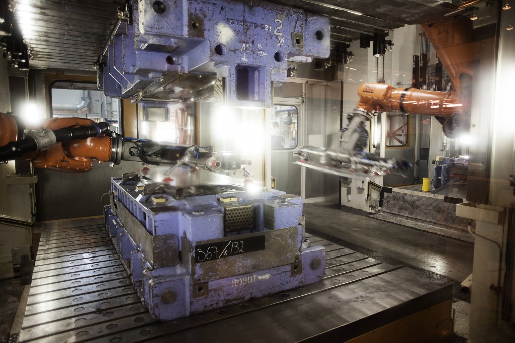 Volvo planning to shed 4,400 jobs in 2014 as it reports 37 per cent slide in quarterly profit