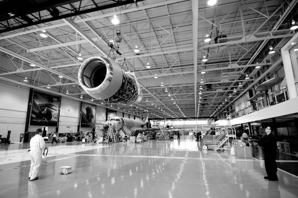 Bombardier puts salary freeze on its 38,000 non unioized employees