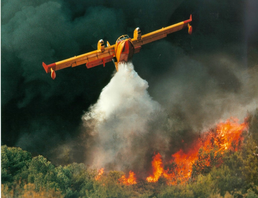 Bombardier Aerospace gets order for two amphibious planes for fighting fires
