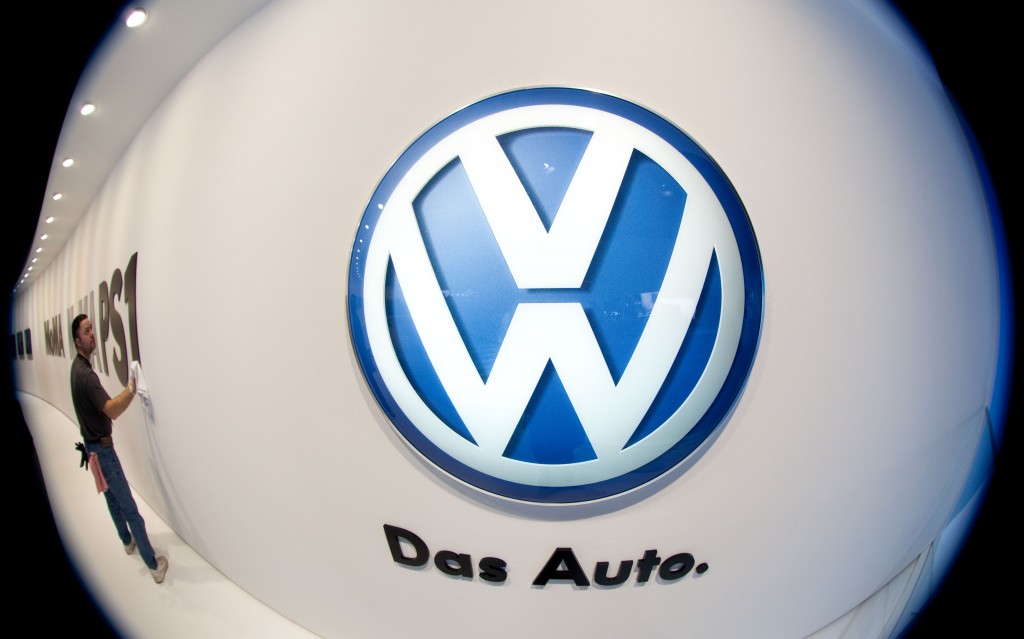 UAW withdraws challenge of outcome of unio vote at Volkswagen plant in Tennessee