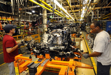 Leaner, meaner Canadian manufacturing poised for better times: report