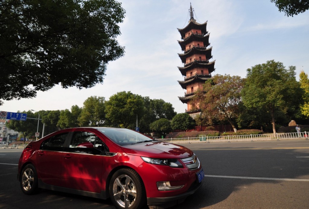 Automakers unveil China focused models at Beijing auto show