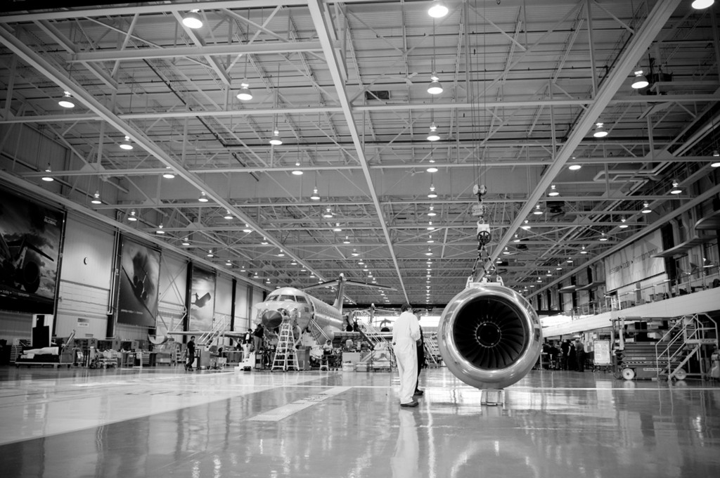 Bombardier aerospace restructuring  will cut 1,800 jobs