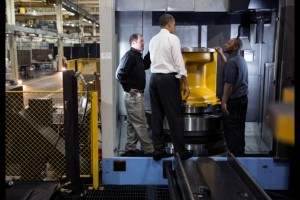 Obama highlights $550 million manufacturing initiatives