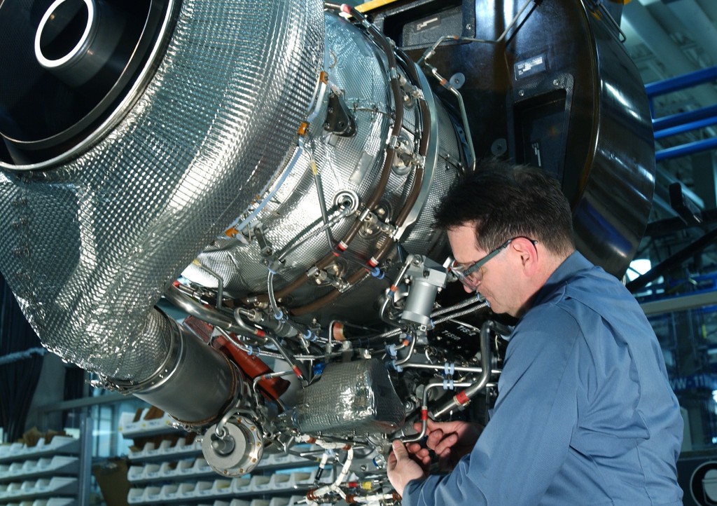 Pratt  Whitney Canada to invest $1 billion in RD