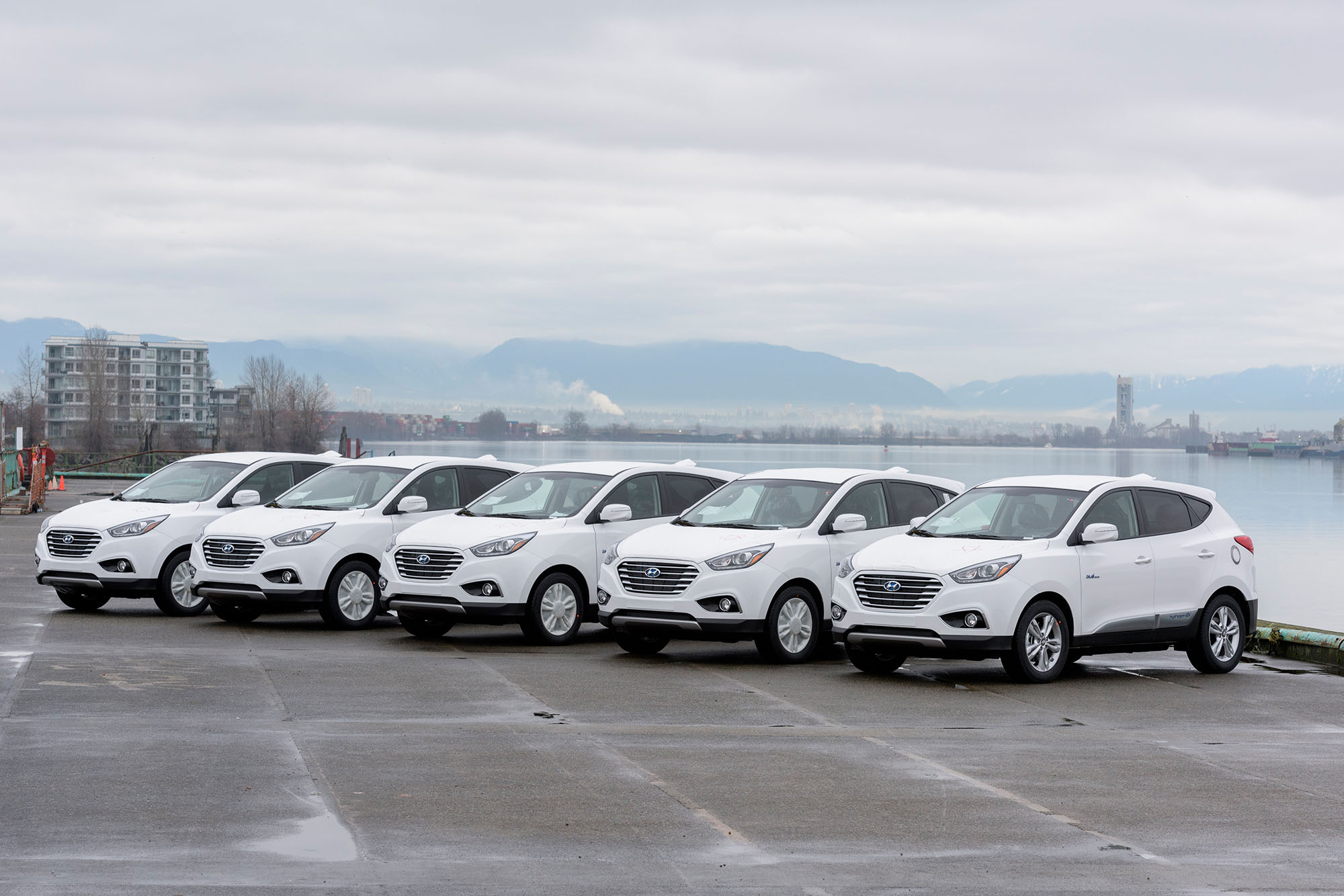 First Hyundai Tucson Fuel Cell Vehicles land in Canada