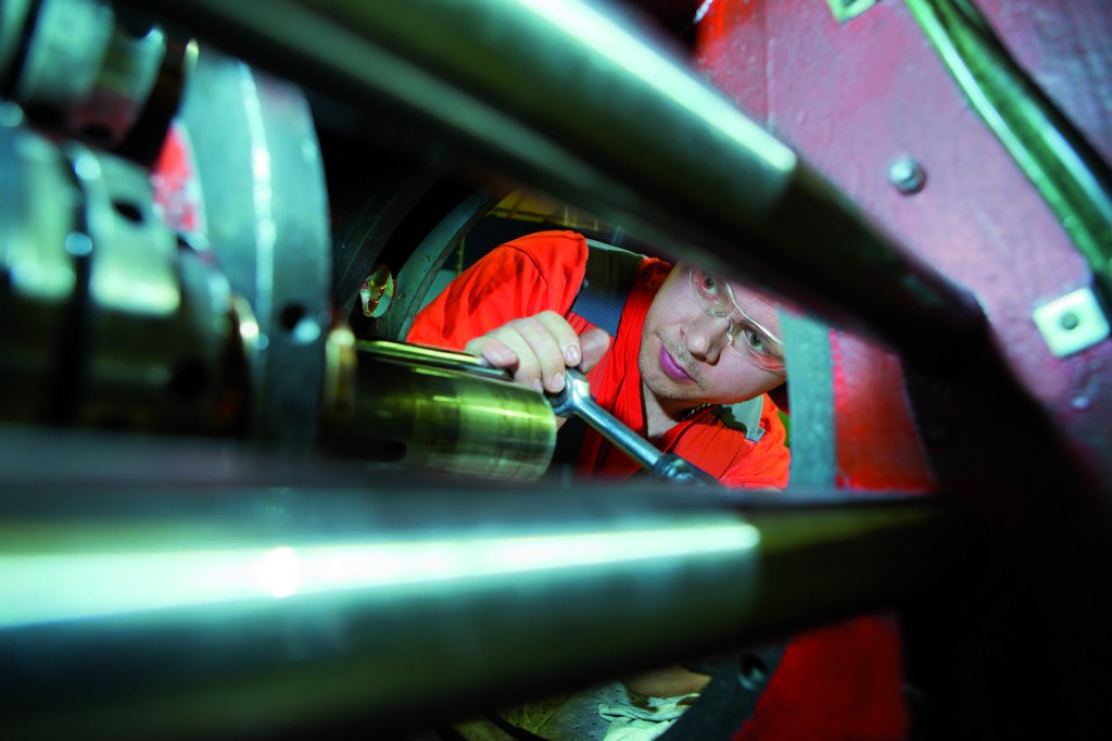 Ko<em></em>necranes hires Giddings  Lewis specialists