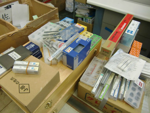 Various Kyocera inserts at reaso<em></em>nable price